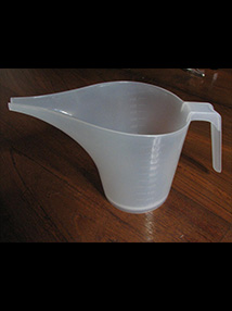 Plastic Pouring Jug  1ltr